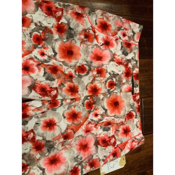 Elie Tahari Pink & Tan Floral Capri Pants, Size- see measurements - Picture 2 of 8